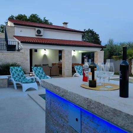 Ferienhaus House Zlata 2262