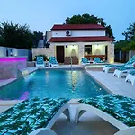 Prázdninový dům House Zlata 2262 Pomer