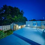 House Zlata 2262